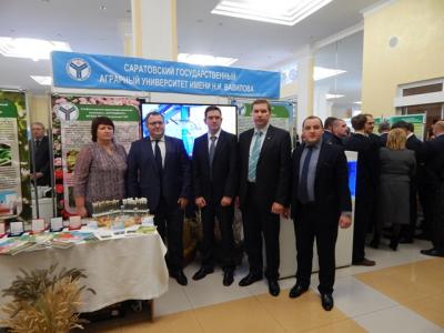 Участие в выставке продукции импортозамещения в реальном секторе экономики Саратовской области