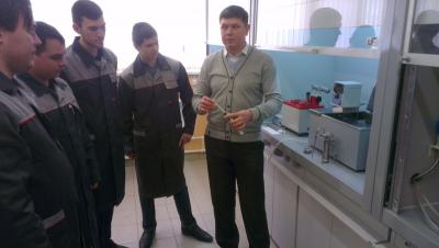 Проведение практических занятий с магистрантами в инжиниринговом центре "Агротехника"