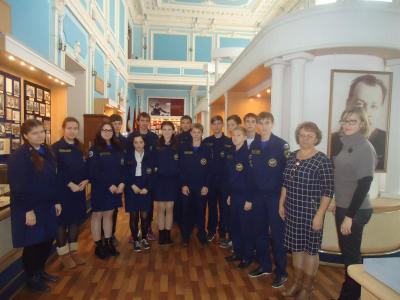 Школьники Саратова в музее истории
