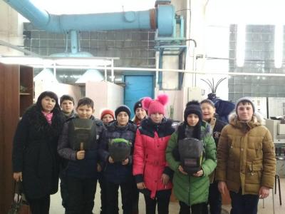 Посещение школьниками Федоровского района лабораторий инжинирингового центра «Агротехника»