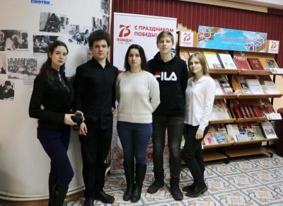 Волонтеры СГАУ приняли участие во всероссийской акции памяти «Блокадный хлеб»