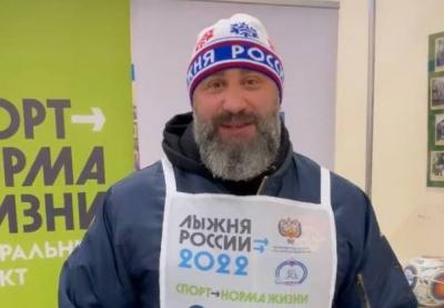 Вячеслав Максюта приглашает принять участие в «Лыжне России»