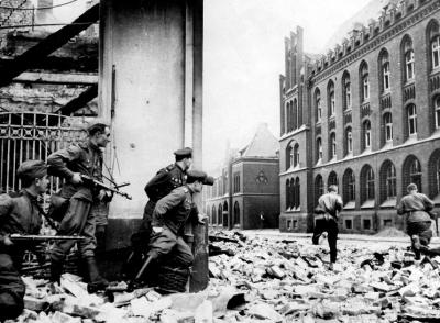 День в истории ВОВ: 27 апреля 1945 г.